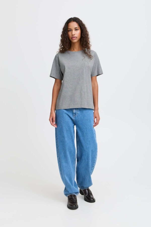 Nynna Grey Tee - Image 7